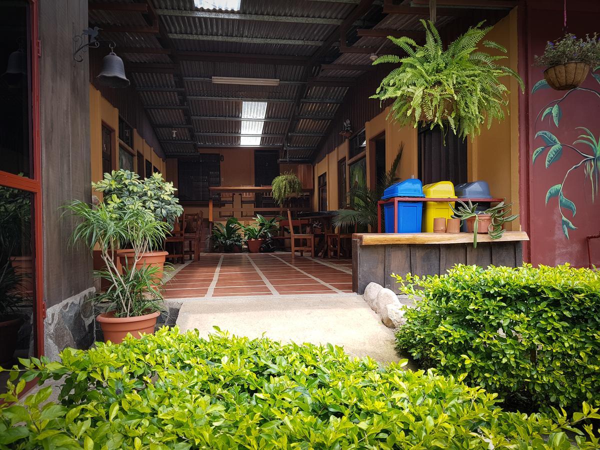 Greemount Hotel Monteverde Exterior photo